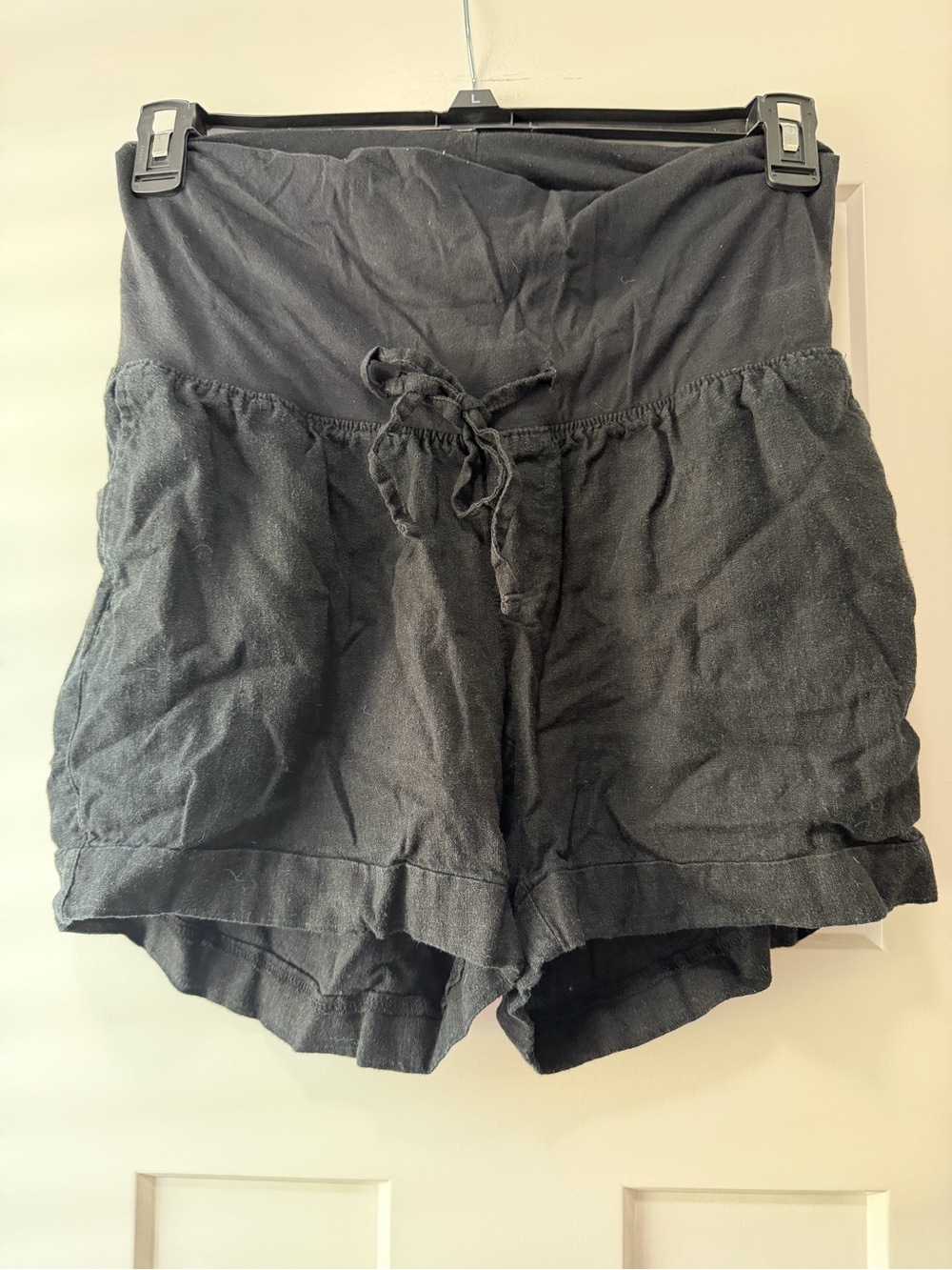 Women's Black Maternity Drawstring Linen-Blend Shorts size small